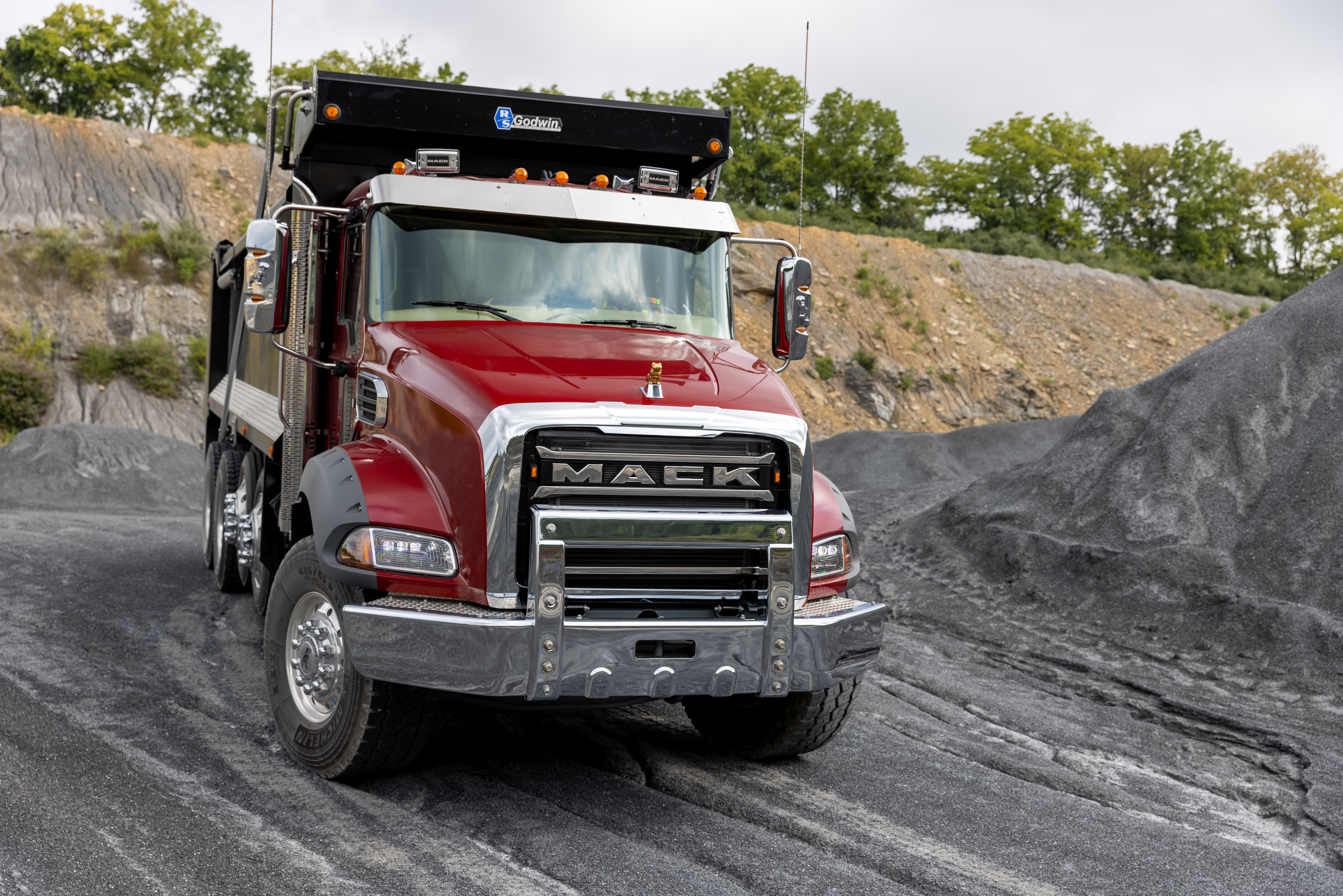 The Parts of a Class-8 Semi Truck